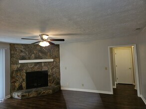 6760 Willowbrook Dr in Fayetteville, NC - Building Photo - Building Photo