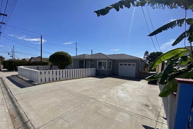 property at 24 N Harbison Ave