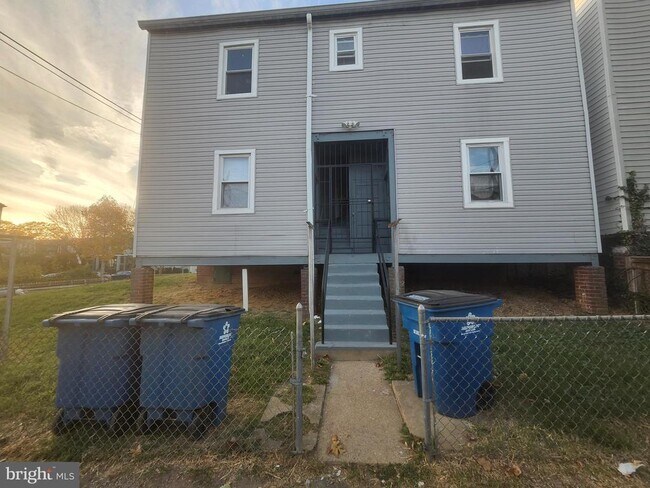 1401 Staples St NE in Washington, DC - Building Photo - Building Photo