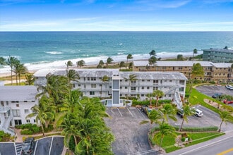 1041 Hillsboro Mile in Hillsboro Beach, FL - Foto de edificio - Building Photo