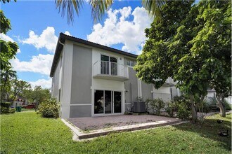 12925 SW 28th Ct in Miramar, FL - Building Photo - Building Photo
