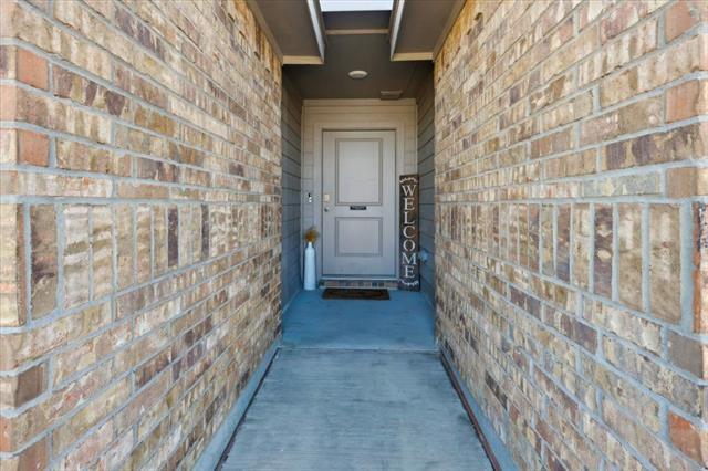 16717 Milwaukee St in Justin, TX - Building Photo - Building Photo
