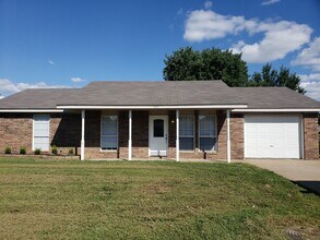268 Kelsey Ln in Farmington, AR - Building Photo - Building Photo