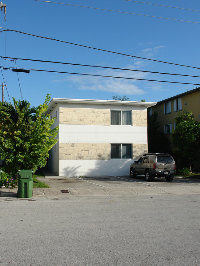 637 NE 61st St in Miami, FL - Building Photo - Building Photo