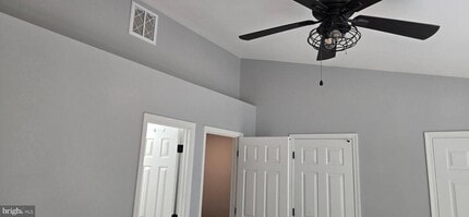 7112 Cold Spring Ct in Alexandria, VA - Building Photo - Building Photo