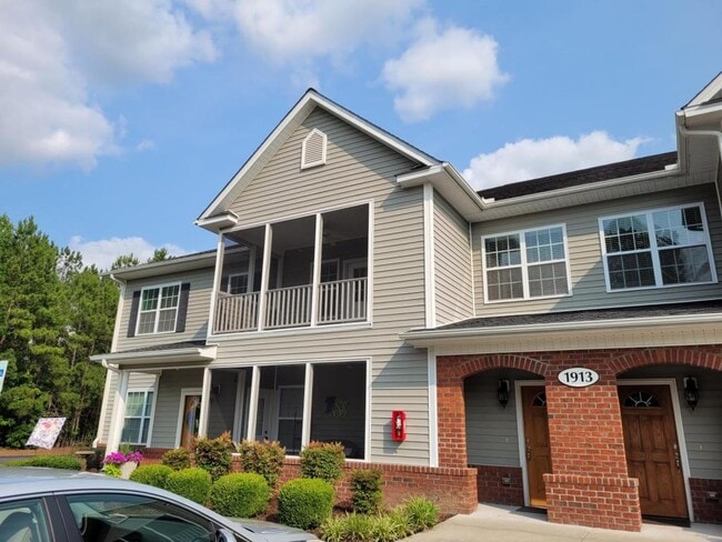1913 Covengton Way in Greenville, NC - Building Photo - Building Photo