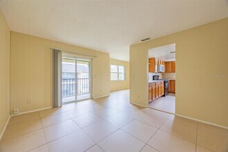 9800 Turf Way in Orlando, FL - Building Photo - Building Photo