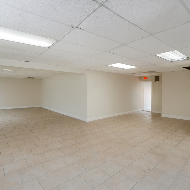1 Alonzo St