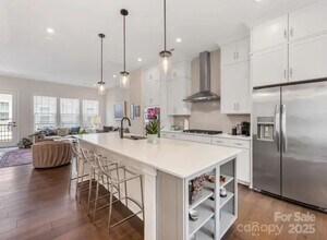 5018 Harrowsmith Ln in Charlotte, NC - Building Photo - Building Photo