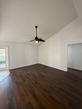 1113 Cinnamon Way E in Lakeland, FL - Building Photo - Building Photo