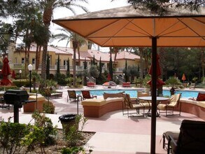 210 E Flamingo Rd, Unit 115 in Las Vegas, NV - Building Photo - Building Photo