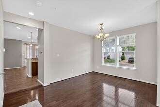 22955 Snow Leopard Dr in California, MD - Building Photo - Building Photo