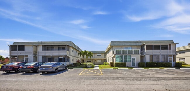 451 Monaco J in Delray Beach, FL - Building Photo - Building Photo