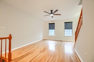 8 Katurah Ln in Owings Mills, MD - Building Photo - Building Photo