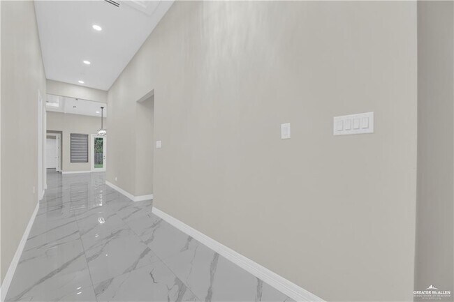 16 E St in Mission, TX - Building Photo - Building Photo