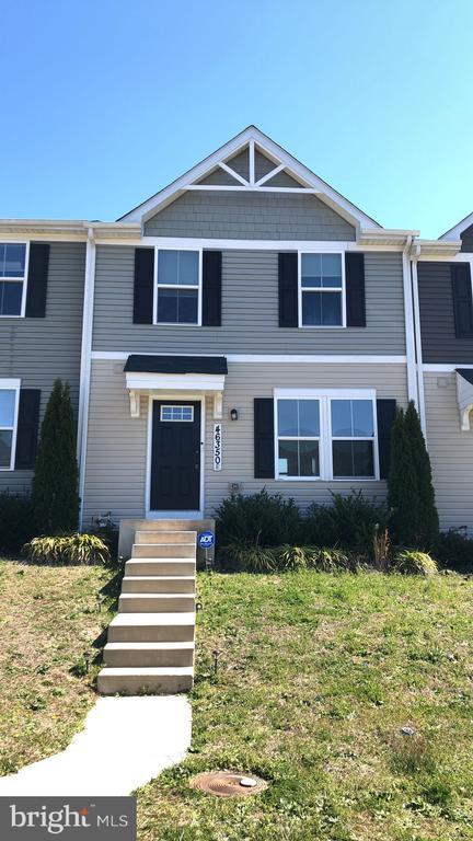 property at 46350 Creeping Primrose Ln