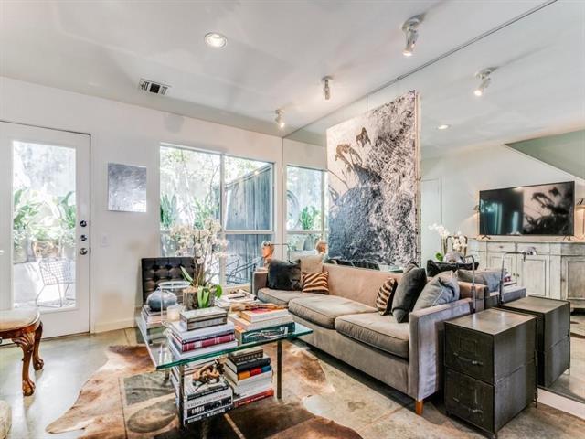 property at 4214 Buena Vista St