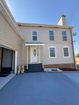 785 Turner Dr in Lawrenceville, GA - Building Photo