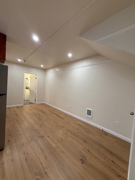702 Baker St in San Francisco, CA - Building Photo