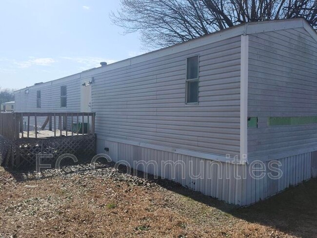 2015 Keith Ln in Selma, NC - Building Photo - Building Photo