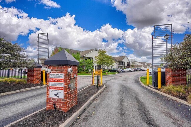 5484 Cedar Springs in Columbus, OH - Building Photo - Building Photo