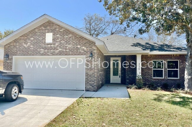 519 Friendship Rd in Mary Esther, FL - Building Photo - Building Photo