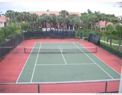 540 S Park Rd-Unit -27-9 in Hollywood, FL - Building Photo - Building Photo