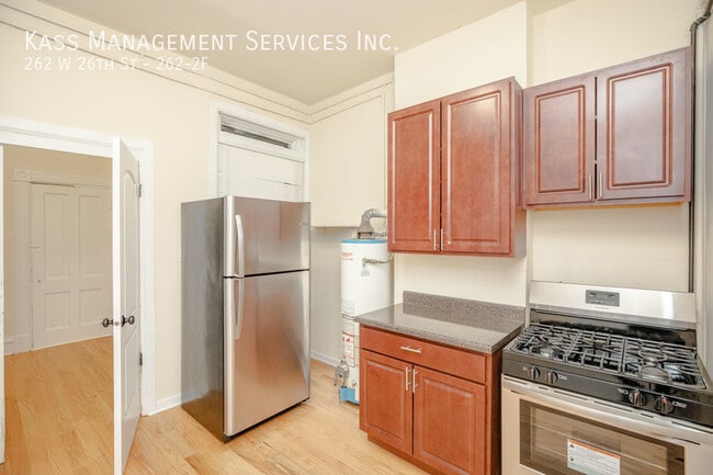 property at 262 W 26th St