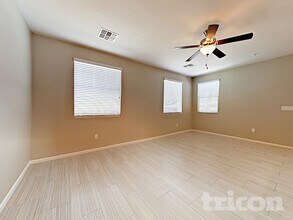 12551 W Hummingbird Terrace in Peoria, AZ - Building Photo - Building Photo