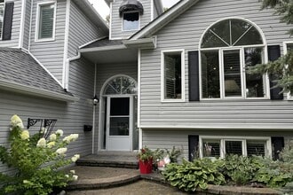 4 Nettleton Ct in Collingwood, ON - Building Photo - Building Photo