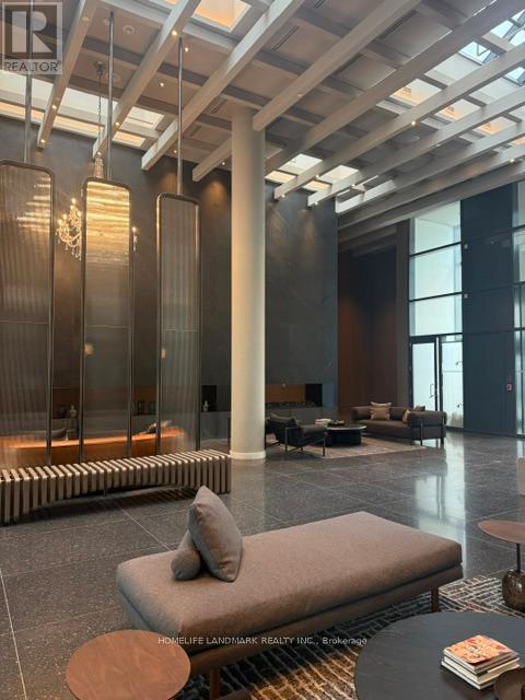 8 Interchange Wy in Vaughan, ON - Building Photo - Building Photo