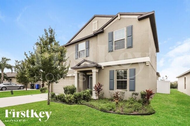14728 Scottburgh Glen Dr in Wimauma, FL - Building Photo - Building Photo