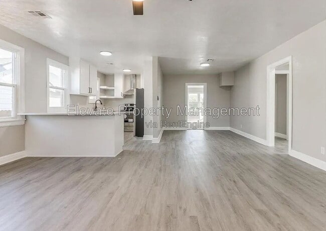 property at 835 W Eubanks St