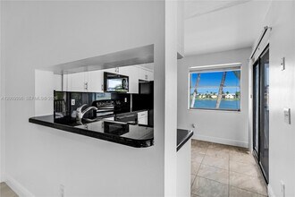 1403 S Liberty Ave in Homestead, FL - Building Photo - Building Photo