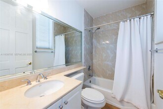 626 Coral Wy in Coral Gables, FL - Building Photo - Building Photo