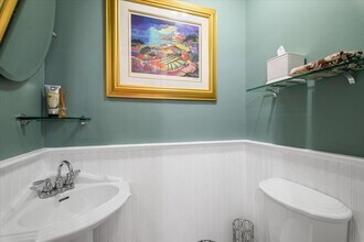 335 Heathcote Rd in Scarsdale, NY - Building Photo - Building Photo