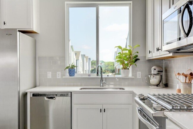 property at 801 N Bluff Dr