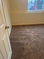 208 Country West Rd in Cheyenne, WY - Building Photo