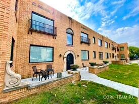 1107 W 45th St in Kansas City, MO - Building Photo