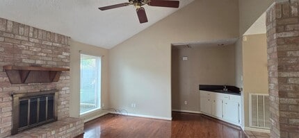 1910 Quail Meadow Dr in Missouri City, TX - Building Photo - Building Photo