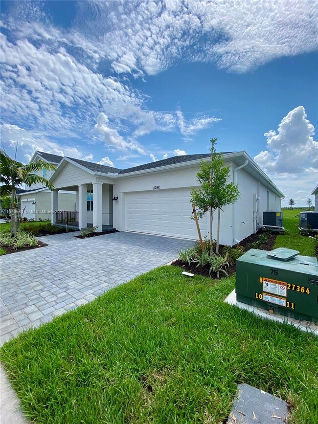 11298 Firefly Ct in Port St. Lucie, FL - Building Photo - Building Photo