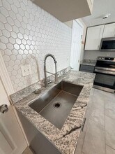 1923 Thompson Ave in East Point, GA - Building Photo - Building Photo