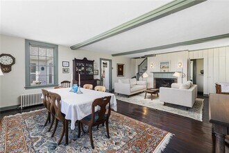 10 Casey Ct in Newport, RI - Building Photo - Building Photo