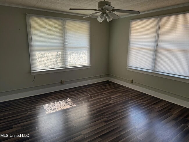 3518 Southward Dr, Unit 3 in Gulfport, MS - Foto de edificio - Building Photo