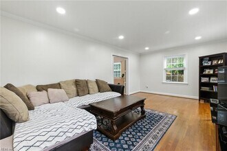 707 Lipton Dr in Newport News, VA - Building Photo - Building Photo