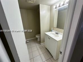 1663 NW 56th Ter in Lauderhill, FL - Building Photo - Building Photo