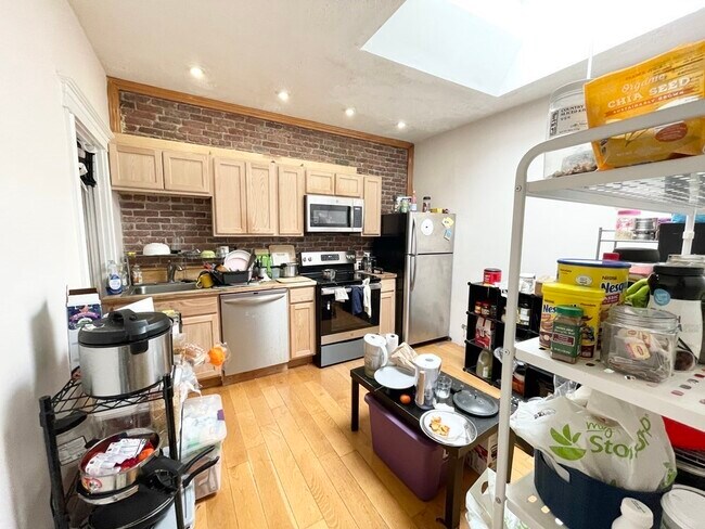 24 S Huntington Ave, Unit 2