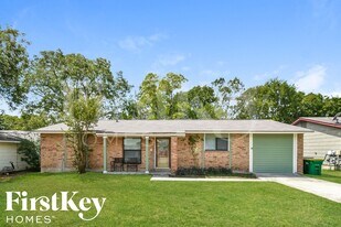 11205 Lone Shadow Trail in Live Oak, TX - Building Photo