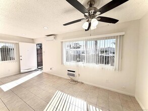 1254 Sumner Ave, Unit B in El Cajon, CA - Building Photo - Building Photo