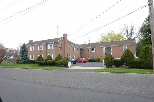 600 Rt 71 in Spring Lake, NJ - Foto de edificio - Building Photo